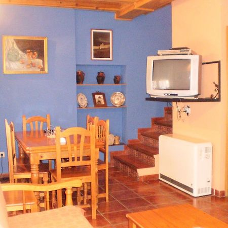 Los Olmos Holiday Home Fuentiduena المظهر الخارجي الصورة