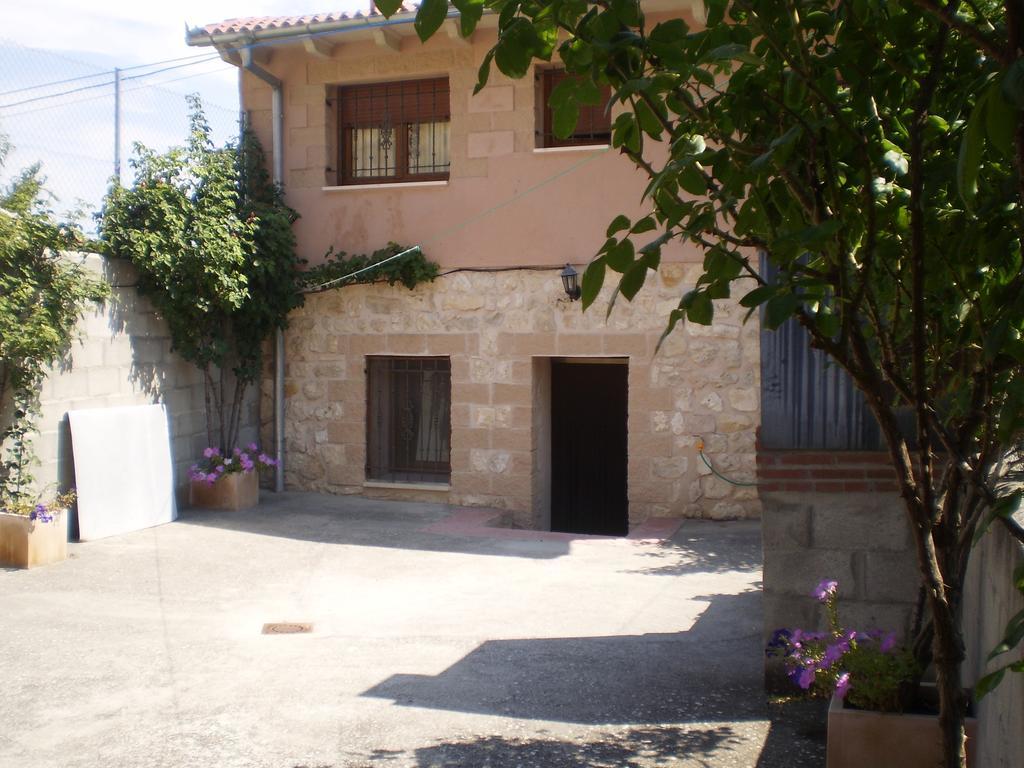 Los Olmos Holiday Home Fuentiduena المظهر الخارجي الصورة