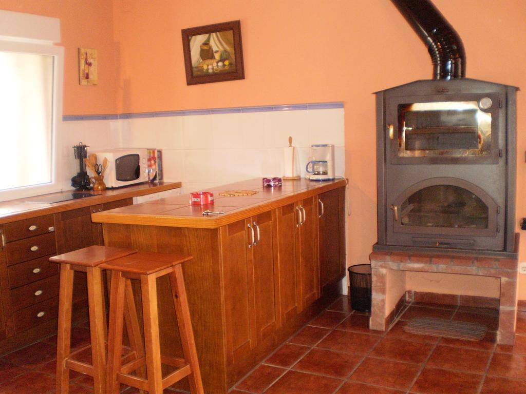 Los Olmos Holiday Home Fuentiduena المظهر الخارجي الصورة